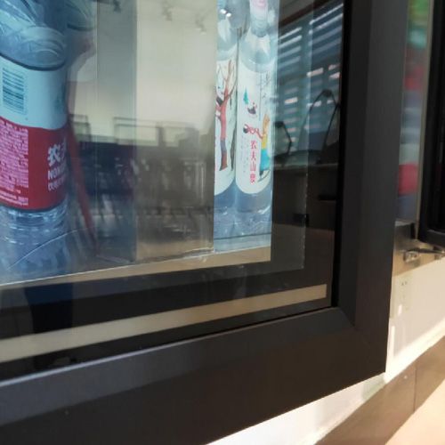 ML002黑色玻璃门 局部展示